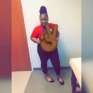 Meet your Posher, Rochelle